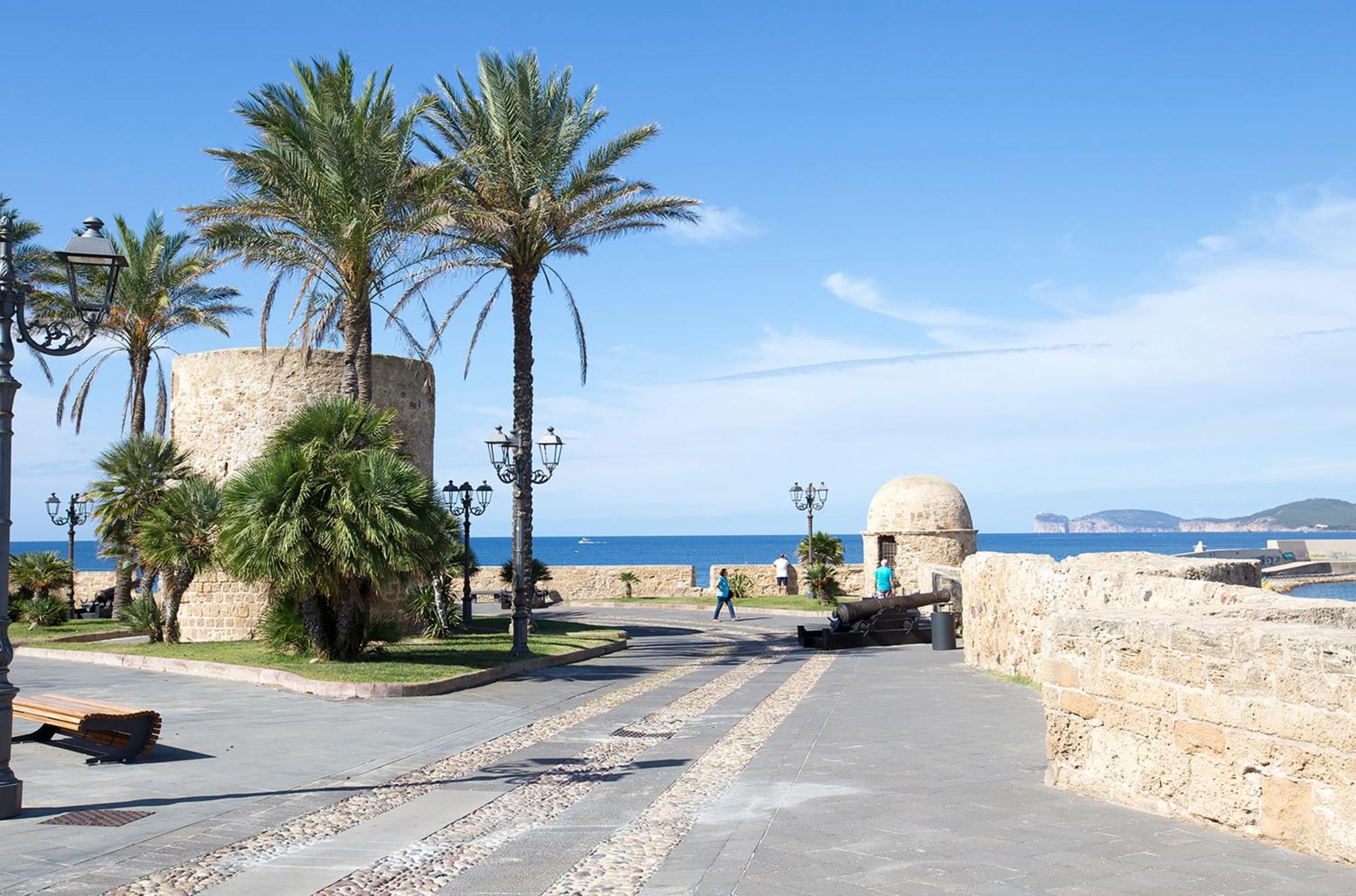 C & C Holidays Alghero Bagian luar foto