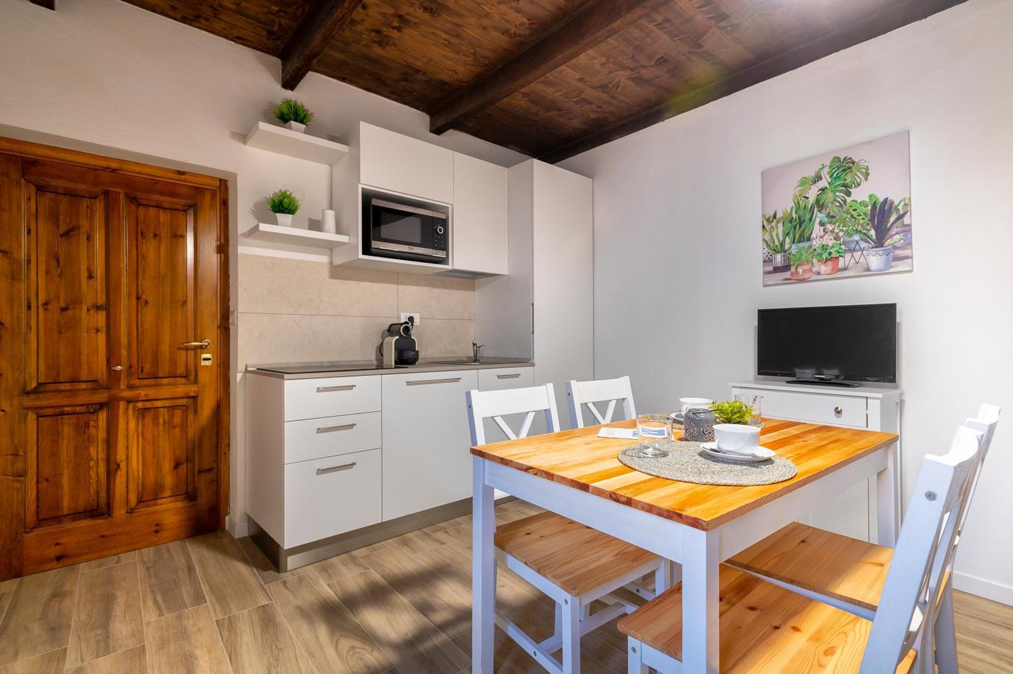 C & C Holidays Alghero Bagian luar foto